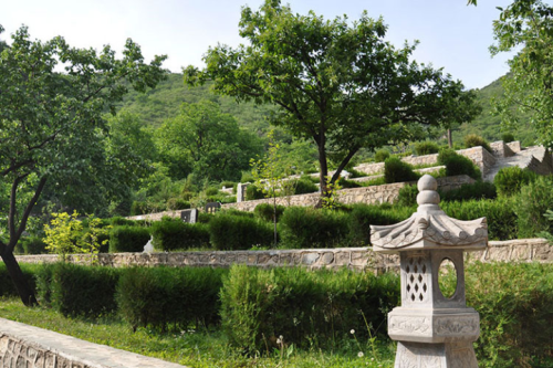 长城风骨与园林诗韵：解码九公山陵园选址的时空哲学密码