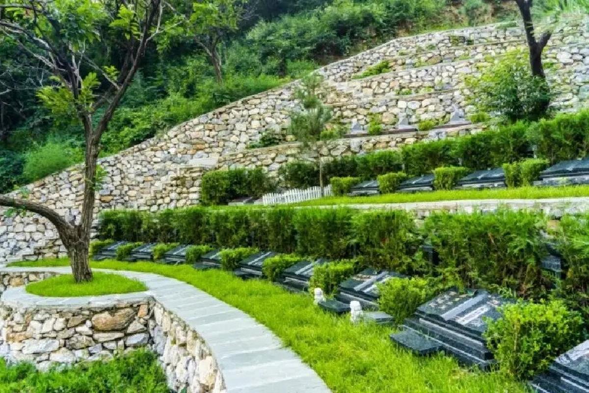 九公山陵园,九公山陵园环境,数字殡葬,现代殡葬,殡葬文化